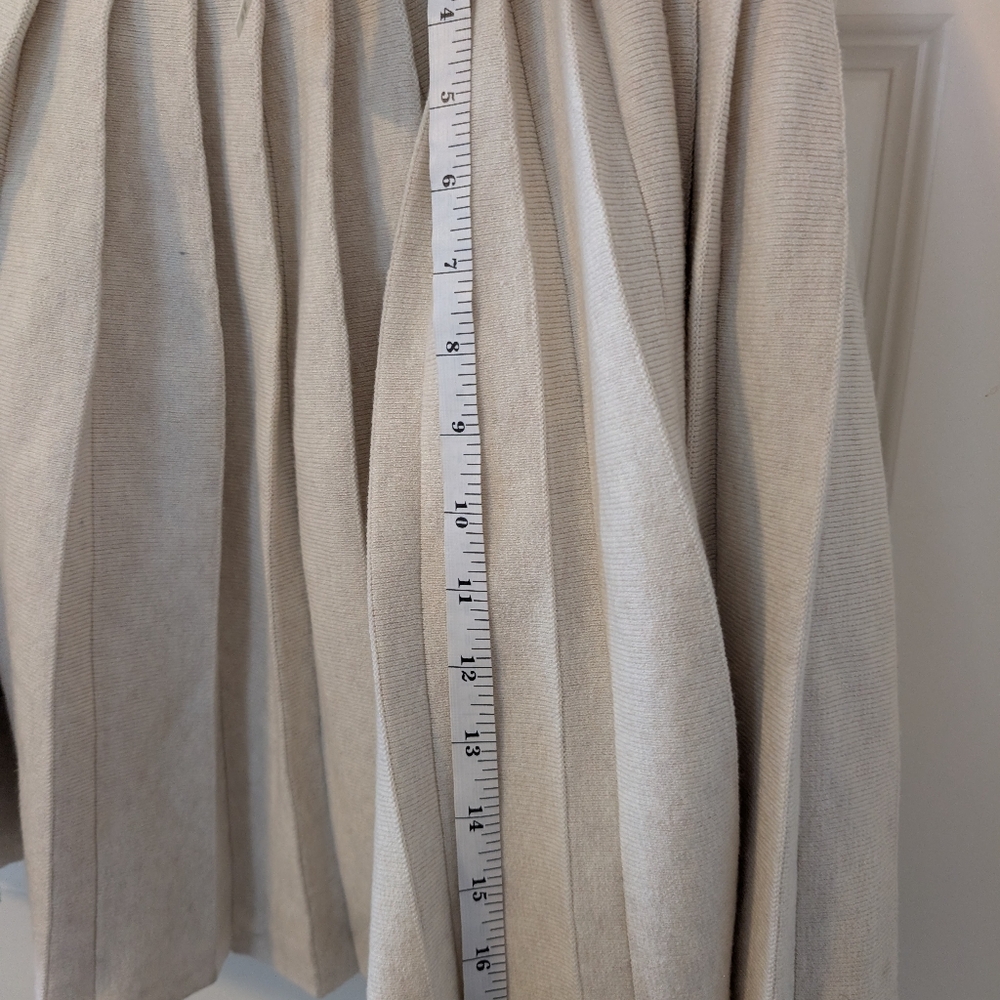 AERIE Pleated Mini Skirt Sweater Material Beige with White Striped Waist XXL NWT - Picture 13 of 16